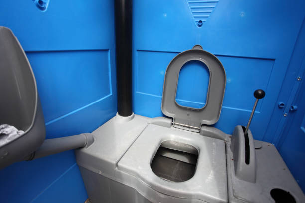 Best Porta potty rental near me  in Willoughby Hills, OH